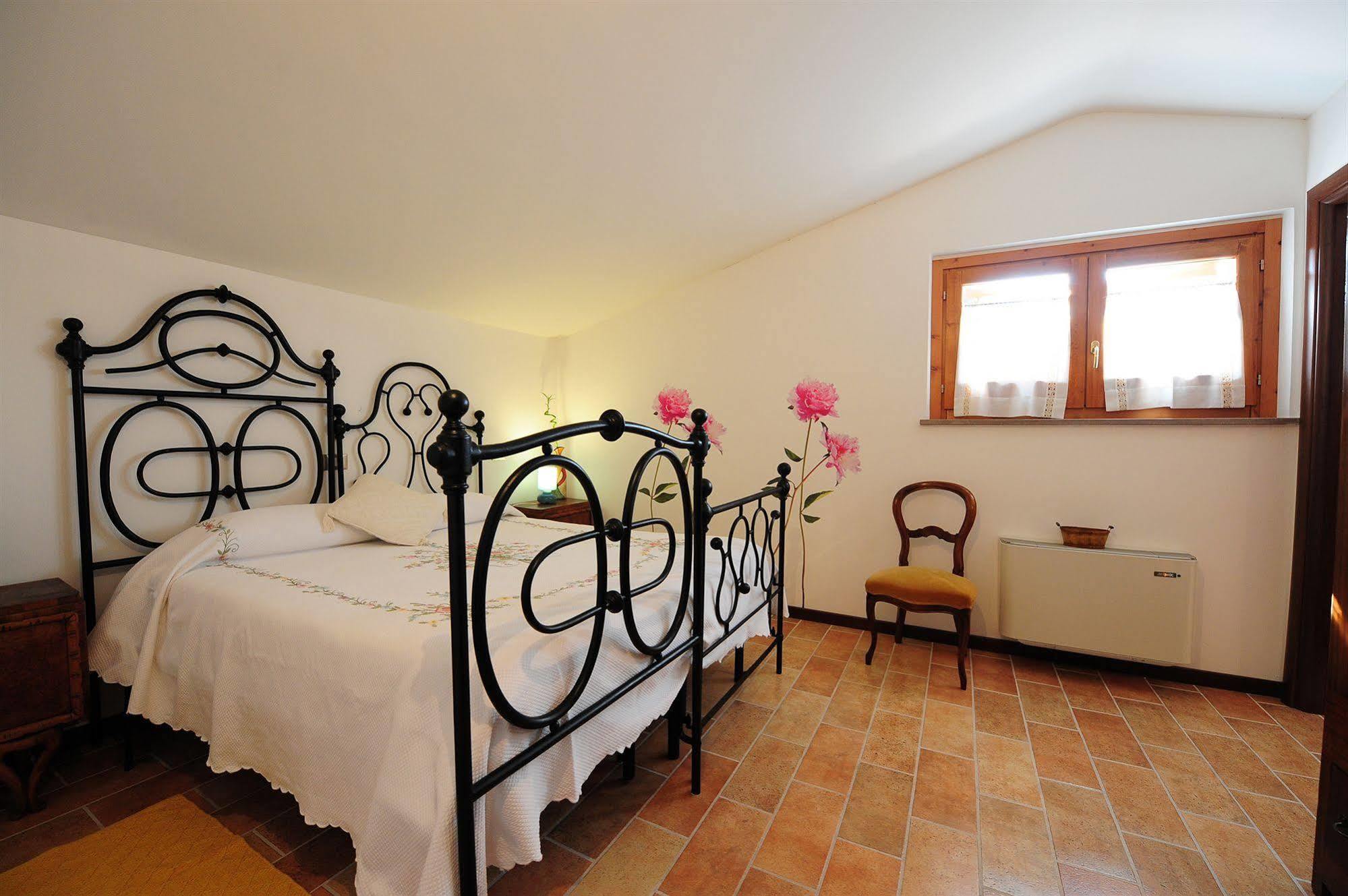 פרוג'ה C'Era Una Volta B&B מראה חיצוני תמונה